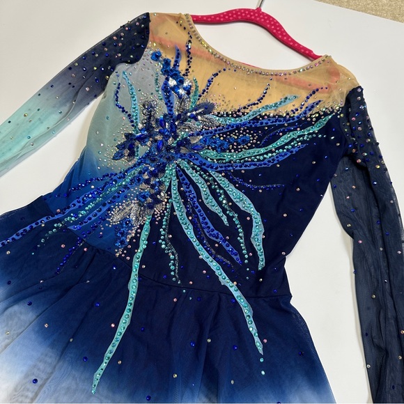 New Figure Skating Dress Size 14 (11~13T) with Hair Scrunchies (140~150cm) - Picture 3 of 9